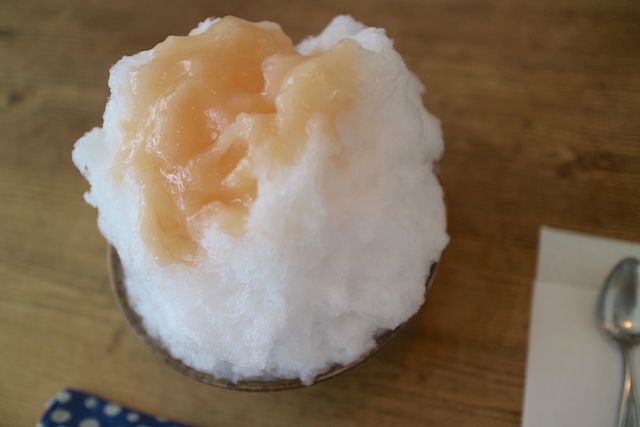 今日はかき氷です