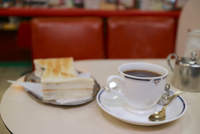 今日はのりトーストです