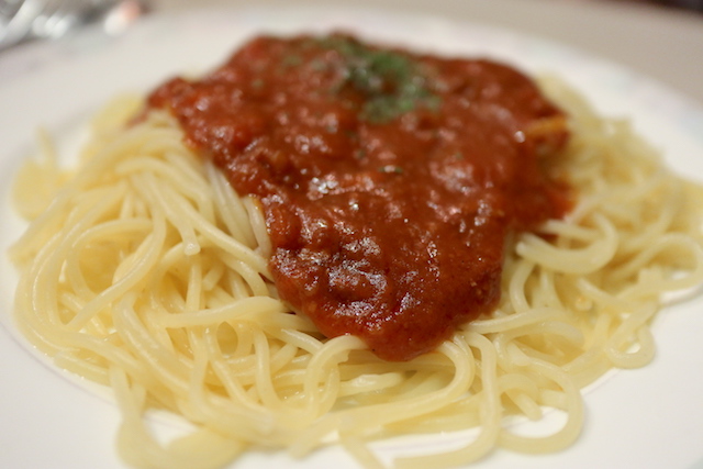 今日はミートソースです
