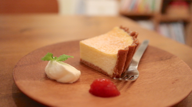 今日はニューヨークチーズタルトです