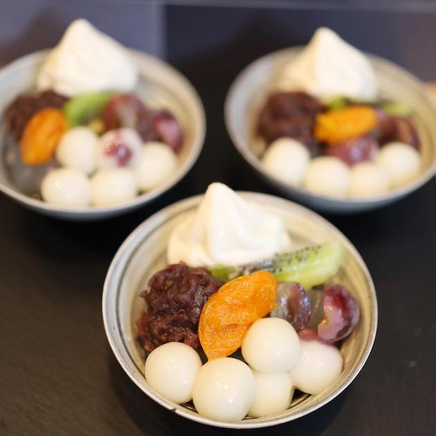 今日は白玉クリームあんみつです