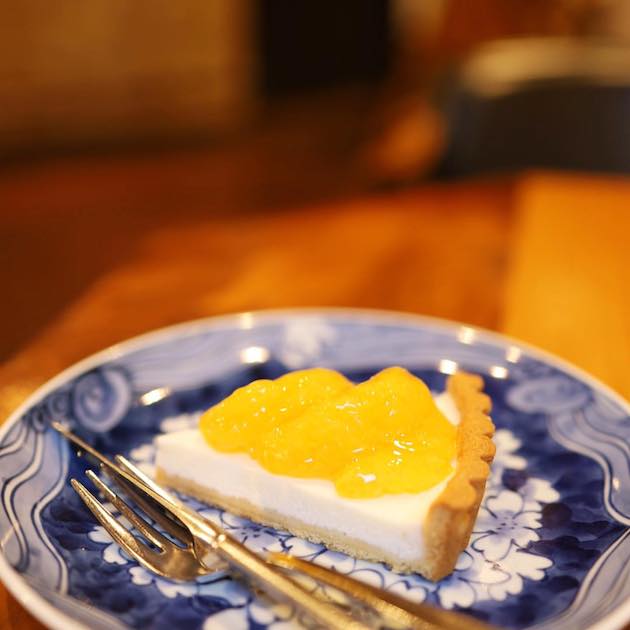 今日は甘夏タルトです