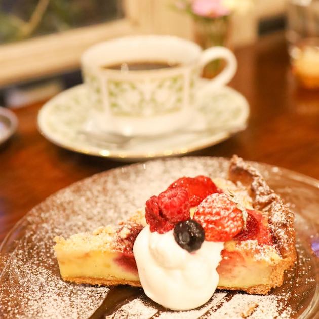 今日はいちごのタルトです