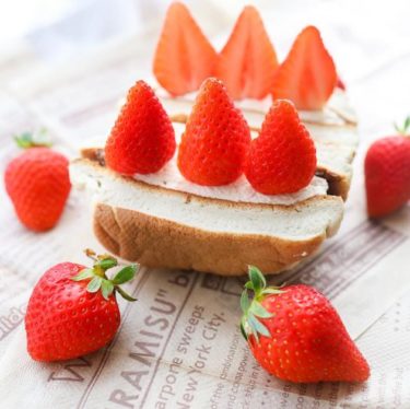 今日は米粉パンケーキサンドです