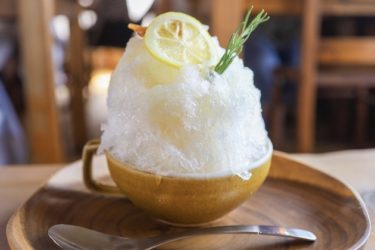今日はレモンジンジャーかき氷です