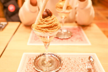 今日はモンブランパフェです