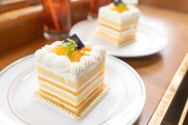 今日はプレミアムマンゴーショートケーキです