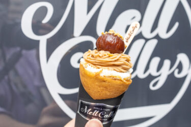 今日はモンブラン生クリームクレープです