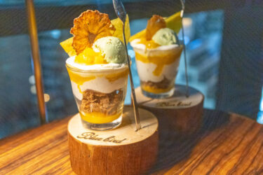 今日は季節のフルーツパフェ仕立てです