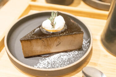 今日はほうじ茶プリンです