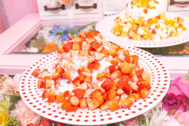 今日はいちごなだれパンケーキです