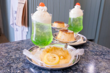 今日はドーナツとプリンです