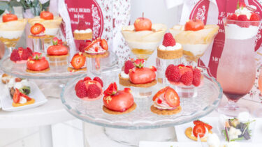 今日はAPPLE BERRY ROSE Afternoonteaです