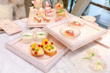 今日はピーチアフタヌーンティーです