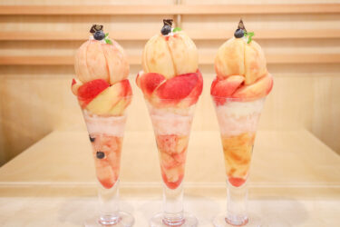 今日はTHE TOWER まるごと桃です